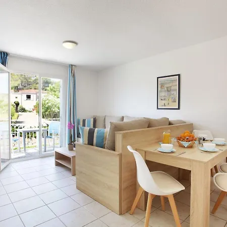 Odalys Domaine Des Eucalyptus Apart-hotel 3*